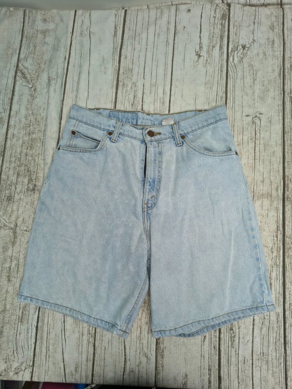 Vintage Levi’s Orange Tab 550 Light Wash Denim Shorts Jorts Size 30
